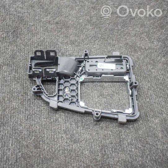 Audi A5 Ramka drążka zmiany biegów 8W2713111B