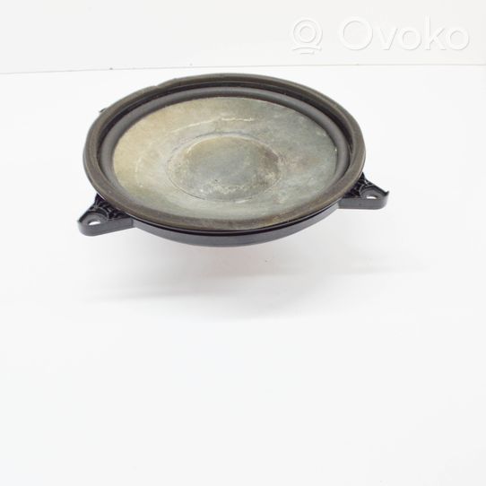 Toyota Camry VIII XV70  Subwoofer-bassokaiutin 8615033010