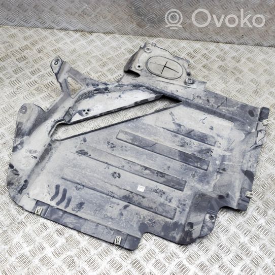 BMW 2 F45 Kita dugno detalė 7352677