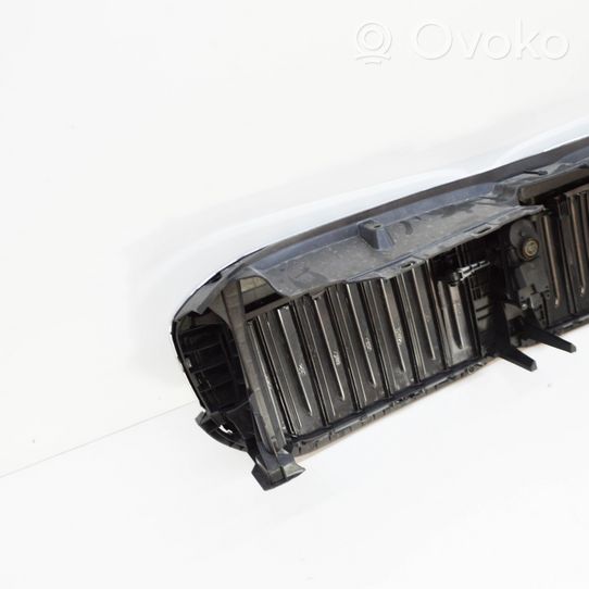 BMW 7 G11 G12 Atrapa chłodnicy / Grill 8494817