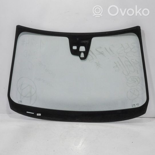 Volvo XC60 Front windscreen/windshield window 