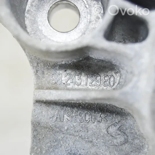 Opel Mokka X Engine mount bracket 9824312980