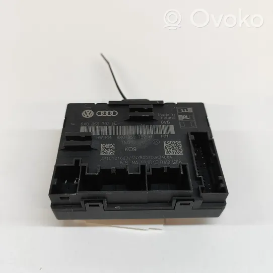 Audi Q3 8U Durų elektronikos valdymo blokas 8X0959792H