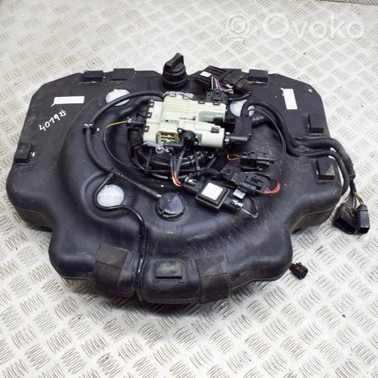 Porsche Cayenne (92A) AdBlue liquid reservoir 7P0131878