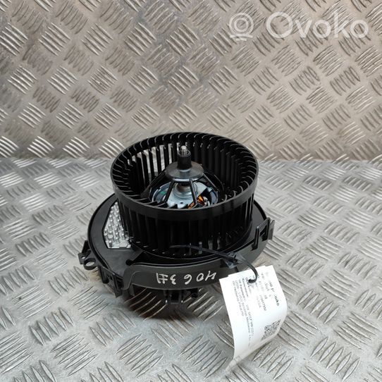 Volkswagen Golf VIII Ventola riscaldamento/ventilatore abitacolo 5WC819015A