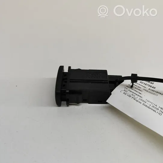Toyota Hilux (AN10, AN20, AN30) Sonstige Schalter / Griffe / Umschalter 15A333