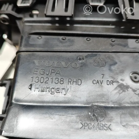 Volvo V60 Dysze / Kratki nawiewu deski rozdzielczej 1302138