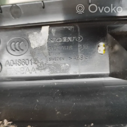 Volvo S90, V90 Takaoven kynnyksen suojalista 31377618