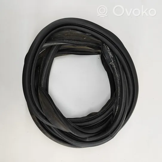 Volvo XC60 Trunk rubber seal (body) 31425976