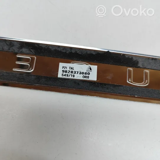 Peugeot 208 Front sill trim cover 9828373080