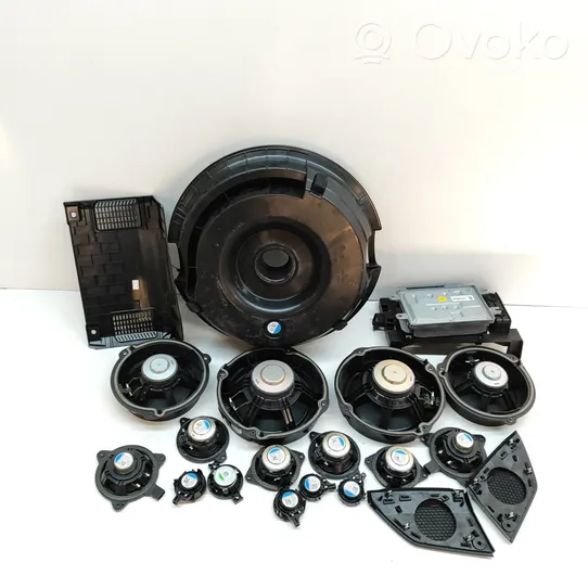 Audi Q3 F3 Kit système audio 8V0863051