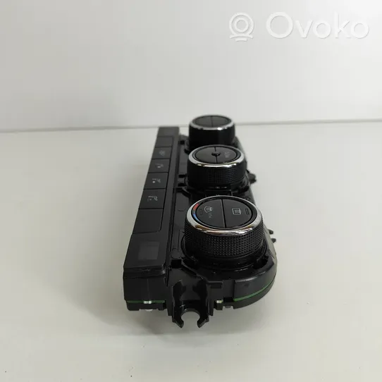 Skoda Octavia Mk3 (5E) Interrupteur ventilateur 5E0907044BA