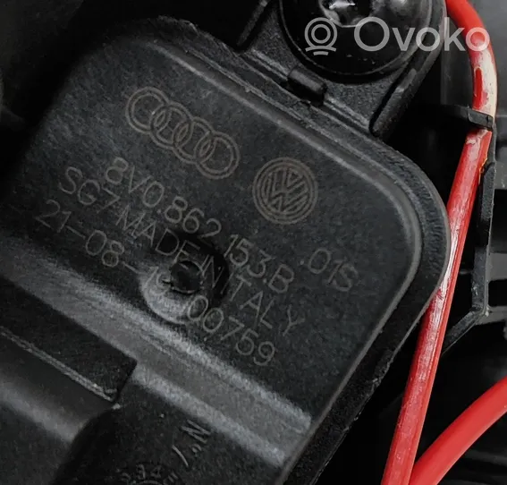 Audi A5 Apdaila prie degalų bako dangtelio 8W8809906