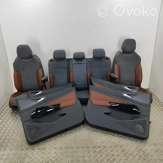 Volkswagen ID.4 Set interni 11B867009B