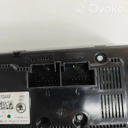 Skoda Octavia Mk3 (5E) Przełącznik / Włącznik nawiewu dmuchawy 5E0907044F