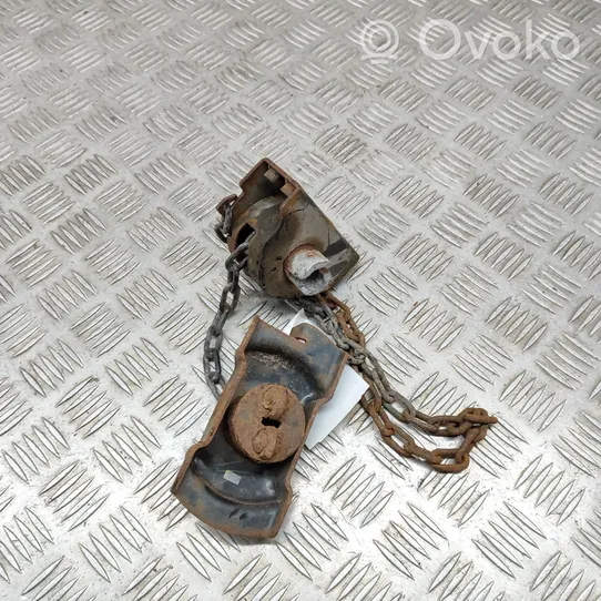 Toyota Hilux (AN120, AN130) Supporto di montaggio ruota di scorta 519000K130