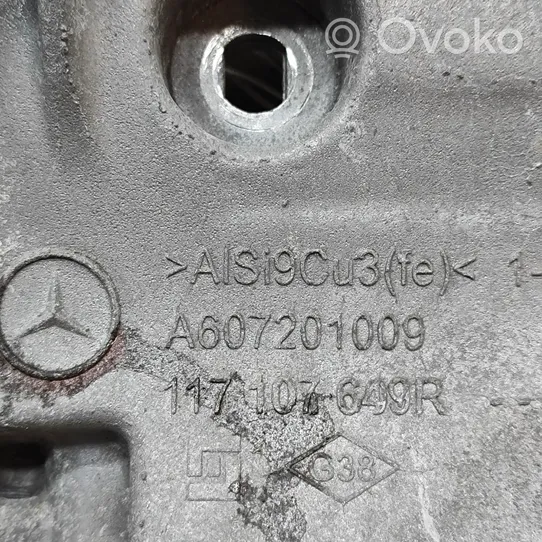 Mercedes-Benz A W176 Support de générateur / alternateur A607201009