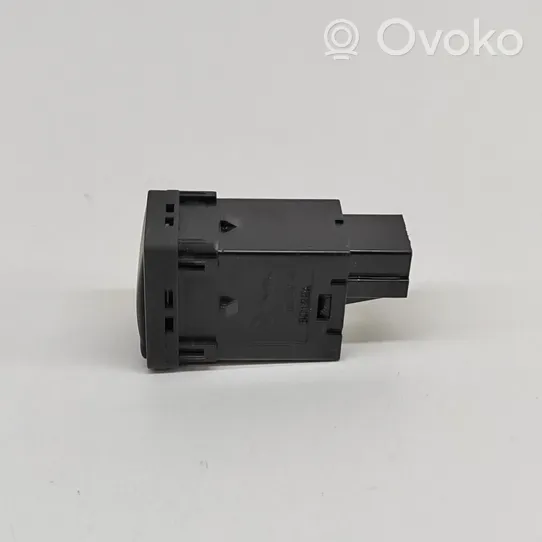 Nissan Qashqai Ajonvakautusjärjestelmän kytkin (ESP) 251451KA0A