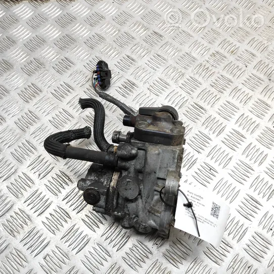 Toyota Land Cruiser (J150) Pompa ad alta pressione dell’impianto di iniezione 2210011010