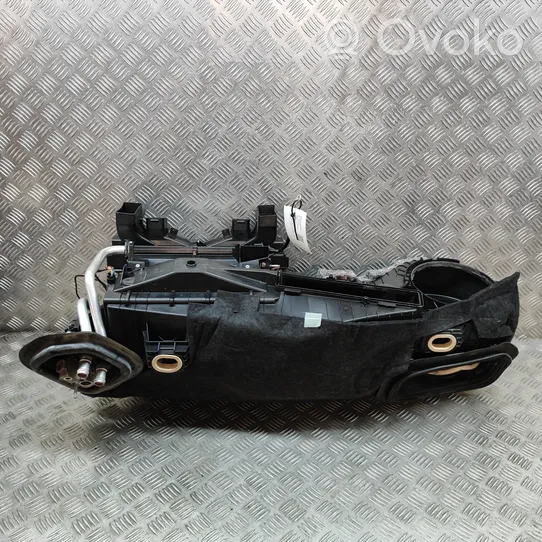 Mercedes-Benz E W213 Salono oro mazgo komplektas A2388302700