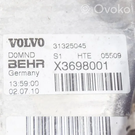 Volvo XC70 Vaihteistoöljyn jäähdytin (käytetyt) 30757649