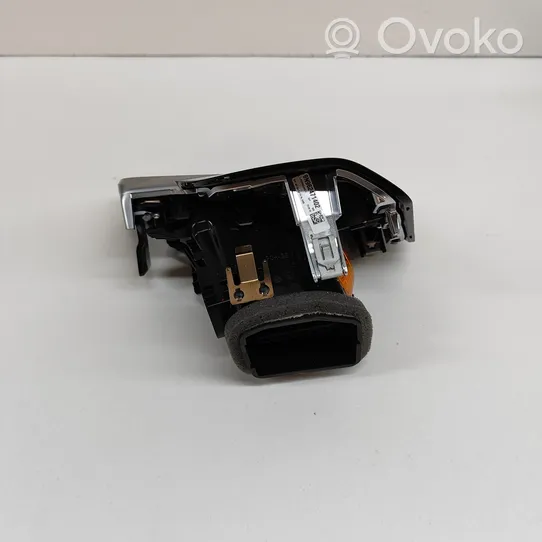 BMW 4 G22 G23 G24 G26 Lango oro grotelės 5A3B8D0