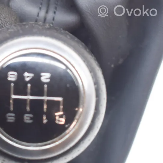Audi Q5 SQ5 Vaihdevivun/vaihtajan verhoilu nahka/nuppi 