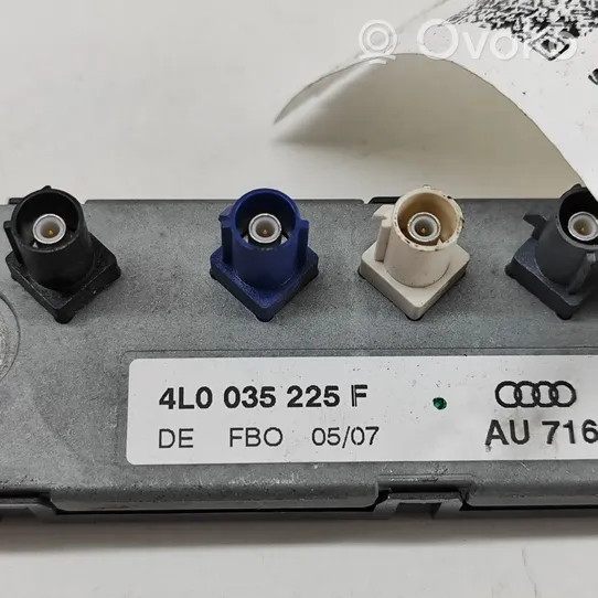 Audi Q7 4L Pystyantennivahvistin 4L0035225F