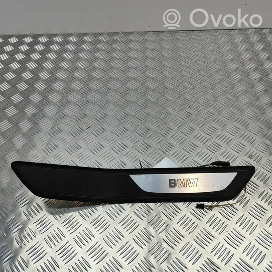 BMW 7 F01 F02 F03 F04 Galinio kėbulo slenksčio apdaila 7181014