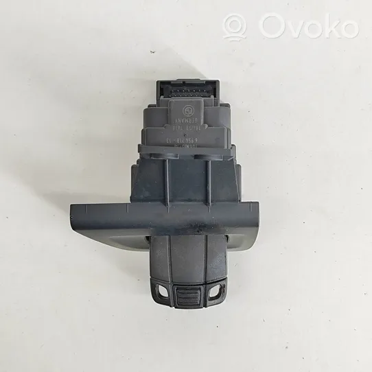 BMW 1 E82 E88 Ignition lock 6954718