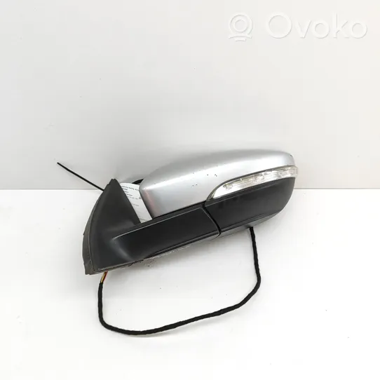 Volkswagen PASSAT B7 Front door electric wing mirror 3C0857933A