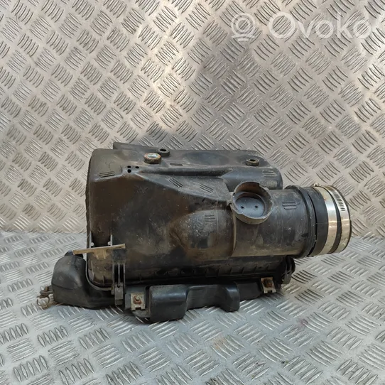 Toyota Land Cruiser (J120) Scatola del filtro dell’aria 1789330020