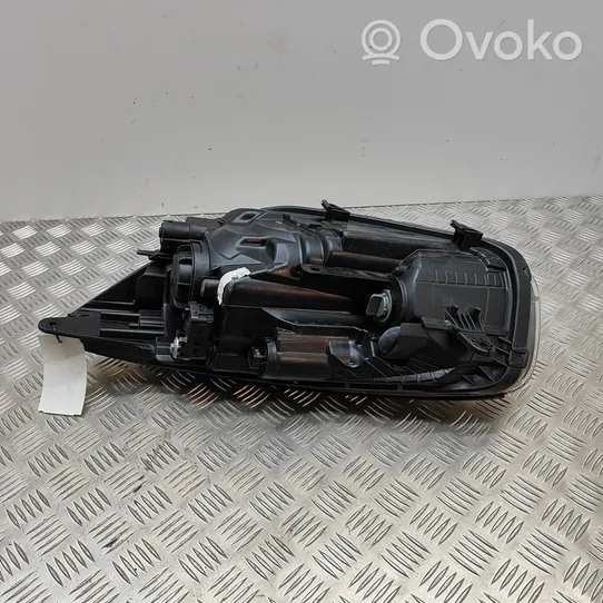 KIA Picanto Lampa przednia 921021Y0