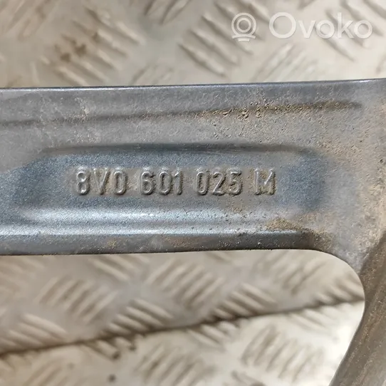 Audi A3 S3 8V Felgi aluminiowe R18 8V0601025M