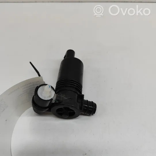 Volvo XC60 Pompe de lave-glace de pare-brise 1024928