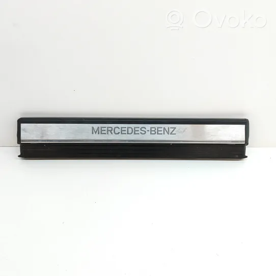 Mercedes-Benz S W140 Copertura del rivestimento del sottoporta anteriore A1406800535