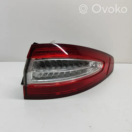 Ford Mondeo MK V Luci posteriori DS7313404FG