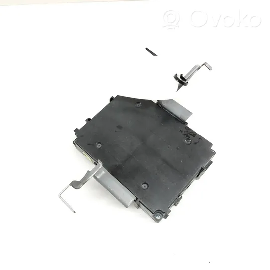 Lexus GS 300 350 430 450H Aizmugurējo bremžu (EMF) vadības bloks 896C030020