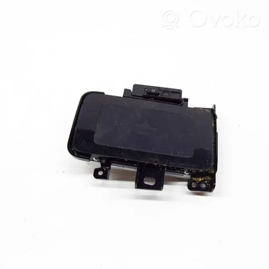 Toyota Prius (XW50) Module de charge sans fil 861C047010C0