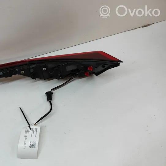 Lexus UX Lampa tylna 8158076150