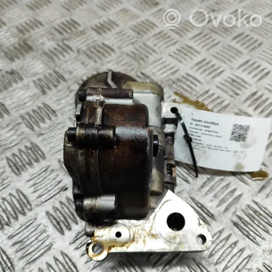 Audi A6 S6 C6 4F Pompa dell’olio 06E115105G