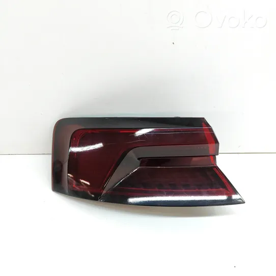 Audi A5 Rear/tail lights 8W6945091D