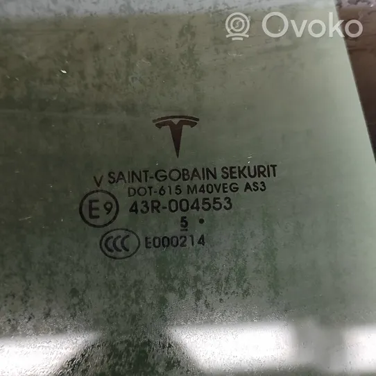 Tesla Model X Luna de la puerta trasera 105271600D