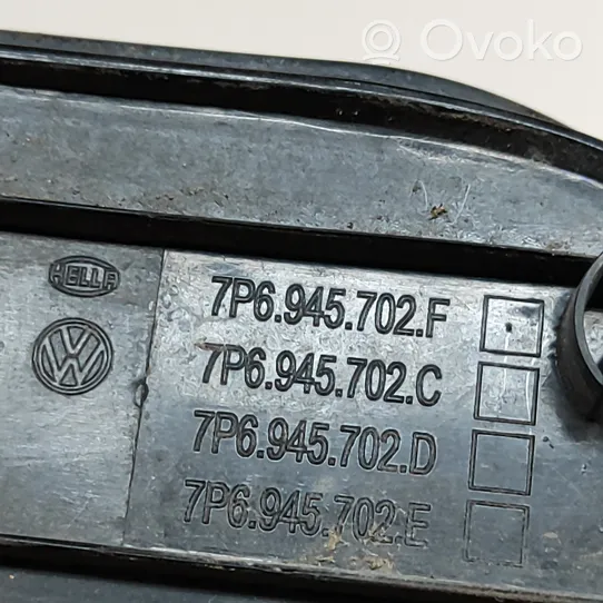 Volkswagen Touareg II Światło przeciwmgielne tylne 7P6945702F