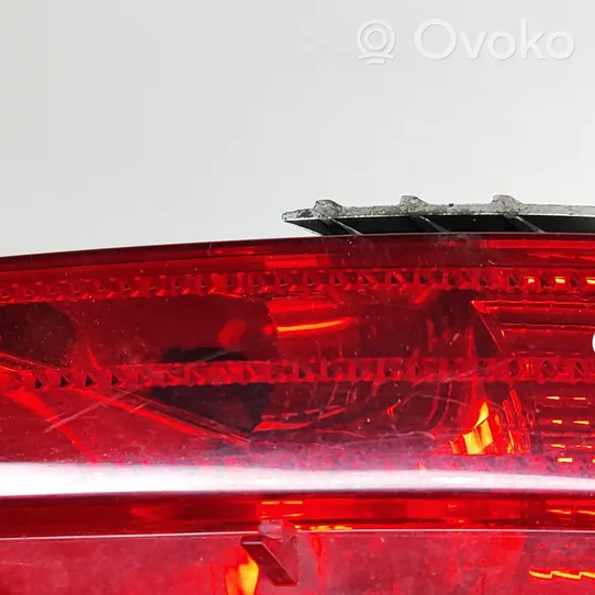 Volkswagen Touareg II Światło przeciwmgielne tylne 7P6945702F