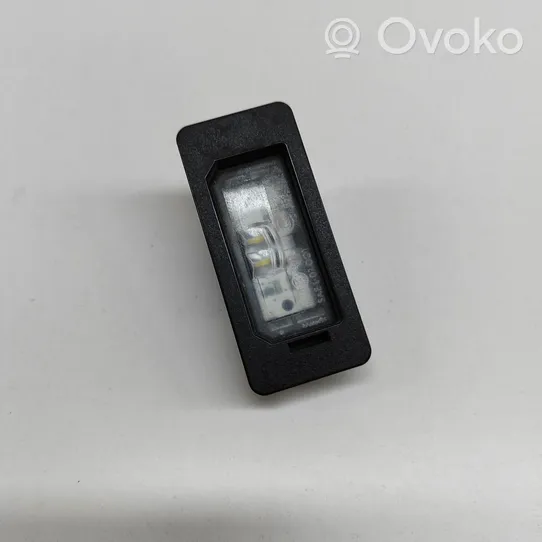 BMW 2 F45 Lampa oświetlenia tylnej tablicy rejestracyjnej 7193293