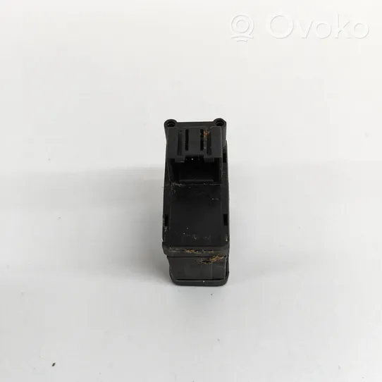 Volkswagen Touareg II Hand parking brake switch 7P2927225A