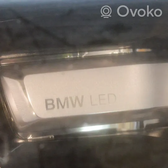 BMW i3 Priekinis žibintas 90162075