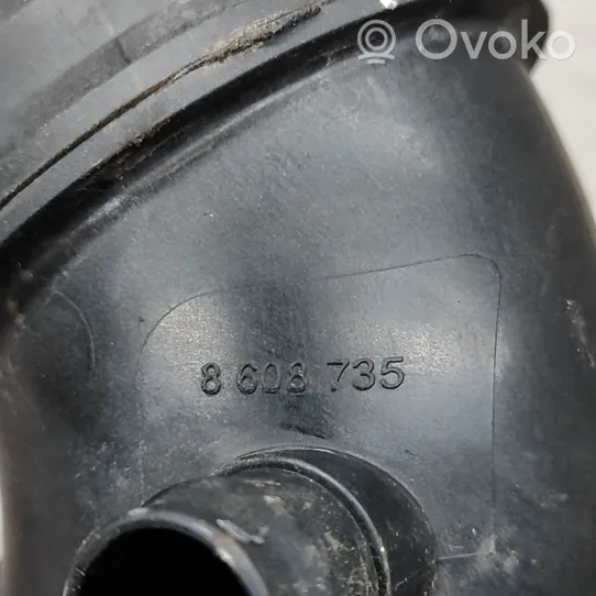 BMW X5 F15 Tube d'admission de tuyau de refroidisseur intermédiaire 8608735