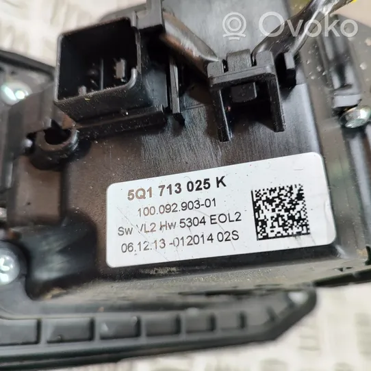 Skoda Octavia Mk3 (5E) Lewarek zmiany biegów / dolny 5Q1713025K